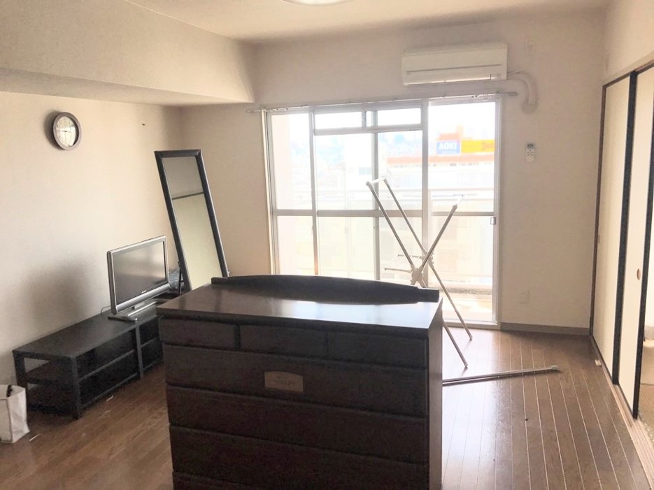 名古屋市中村区N様の引越し後の家財処分で粗大ゴミとエアコン取外し回収画像